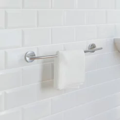 Architeckt Neptune Chrome Towel Rail